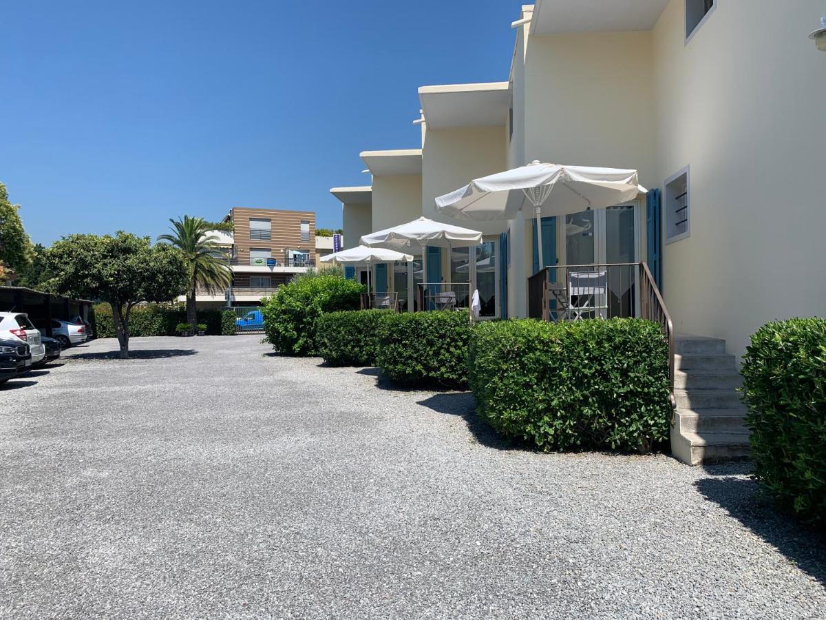 Hotel L'Etape Villeneuve-Loubet Buitenkant foto