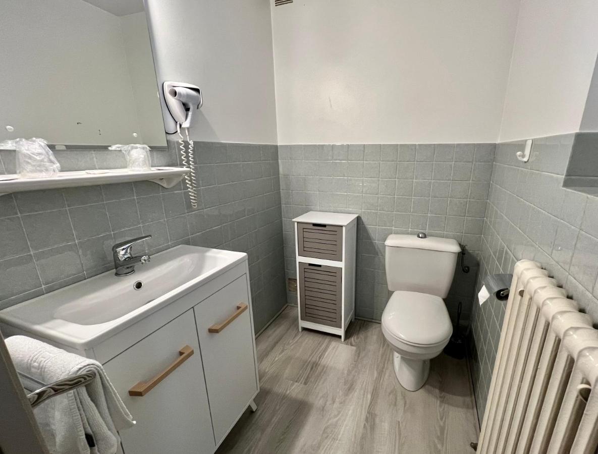 Hotel L'Etape Villeneuve-Loubet Buitenkant foto
